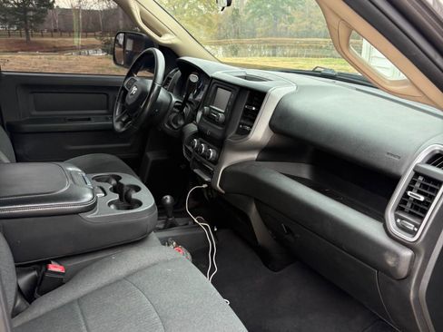 Used 2020 RAM 3500 Tradesman image 10