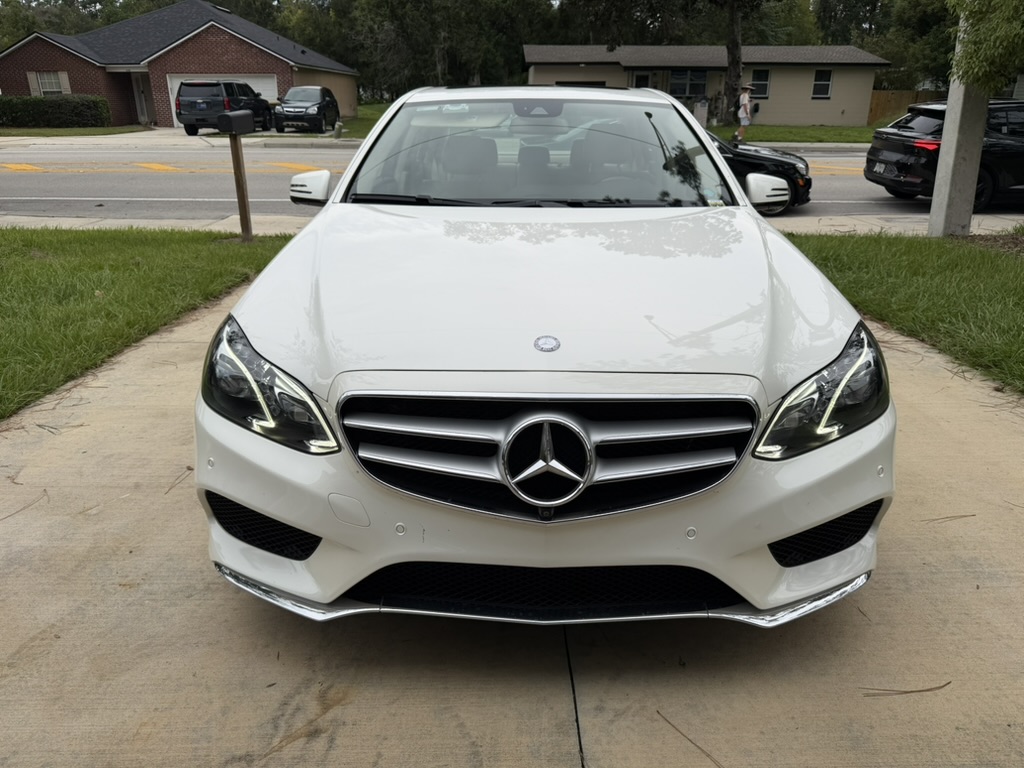 Used 2015 Mercedes-Benz E 400 Sedan image 9