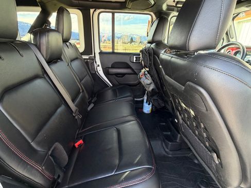 Used 2019 Jeep Wrangler Unlimited Rubicon w/ Advanced Safety Group image 10