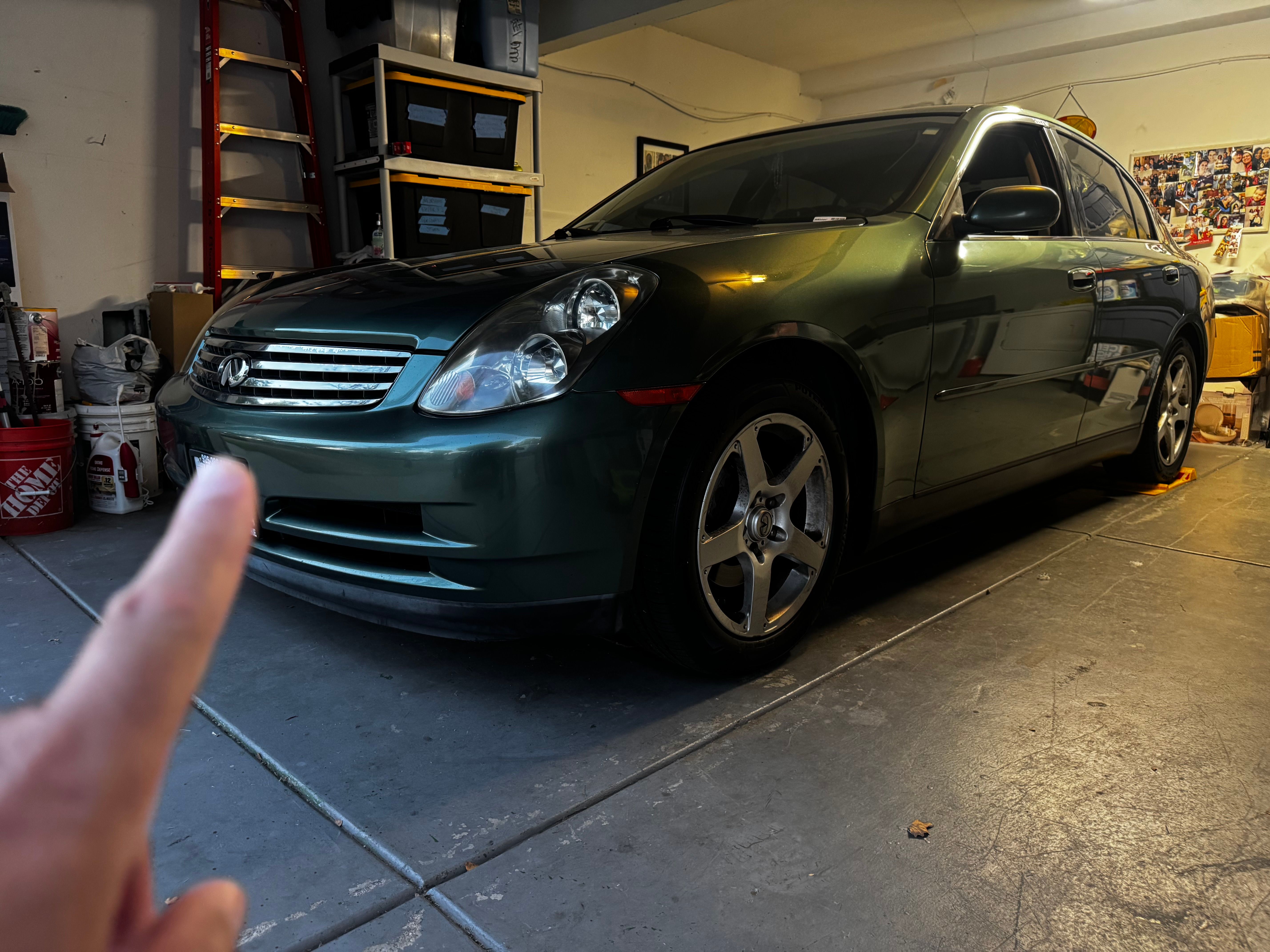 Used 2003 INFINITI G35 Sedan w/ Premium Pkg RWD image 6