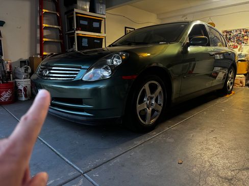 Used 2003 INFINITI G35 Sedan w/ Premium Pkg RWD image 6