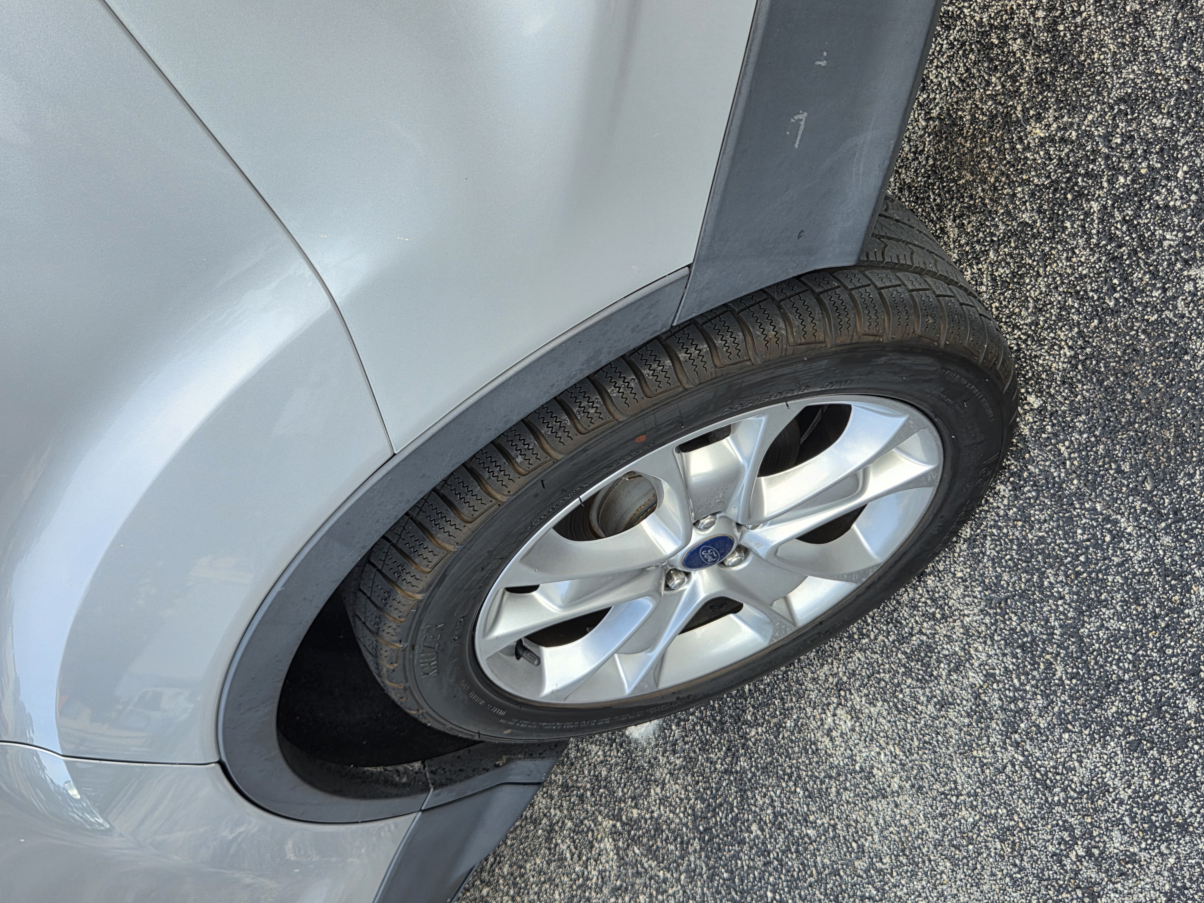 Used 2015 Ford Escape Titanium AWD/4WD image 16