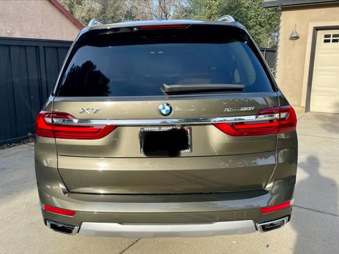 Used 2020 BMW X7 xDrive50i w/ Off-Road Package image 8