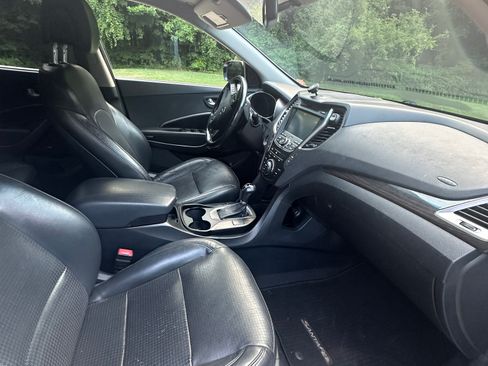 Used 2013 Hyundai Santa Fe Sport 2.0T w/ Technology Pkg AWD/4WD image 12