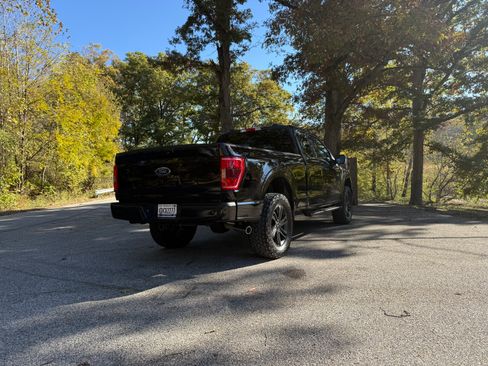 Used 2022 Ford F150 XLT w/ Equipment Group 302A High AWD/4WD image 11