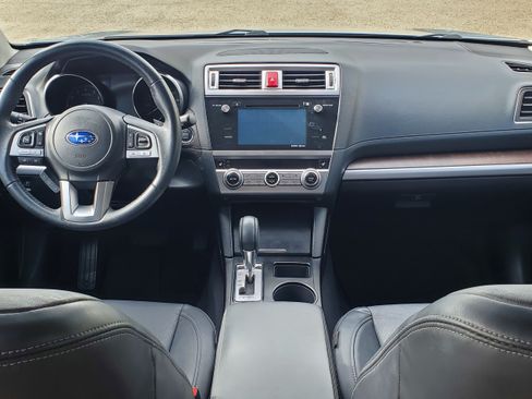 Used 2017 Subaru Outback 2.5i Limited image 25