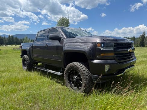 Used 2016 Chevrolet Silverado 1500 LT w/ All Star Edition AWD/4WD image 2