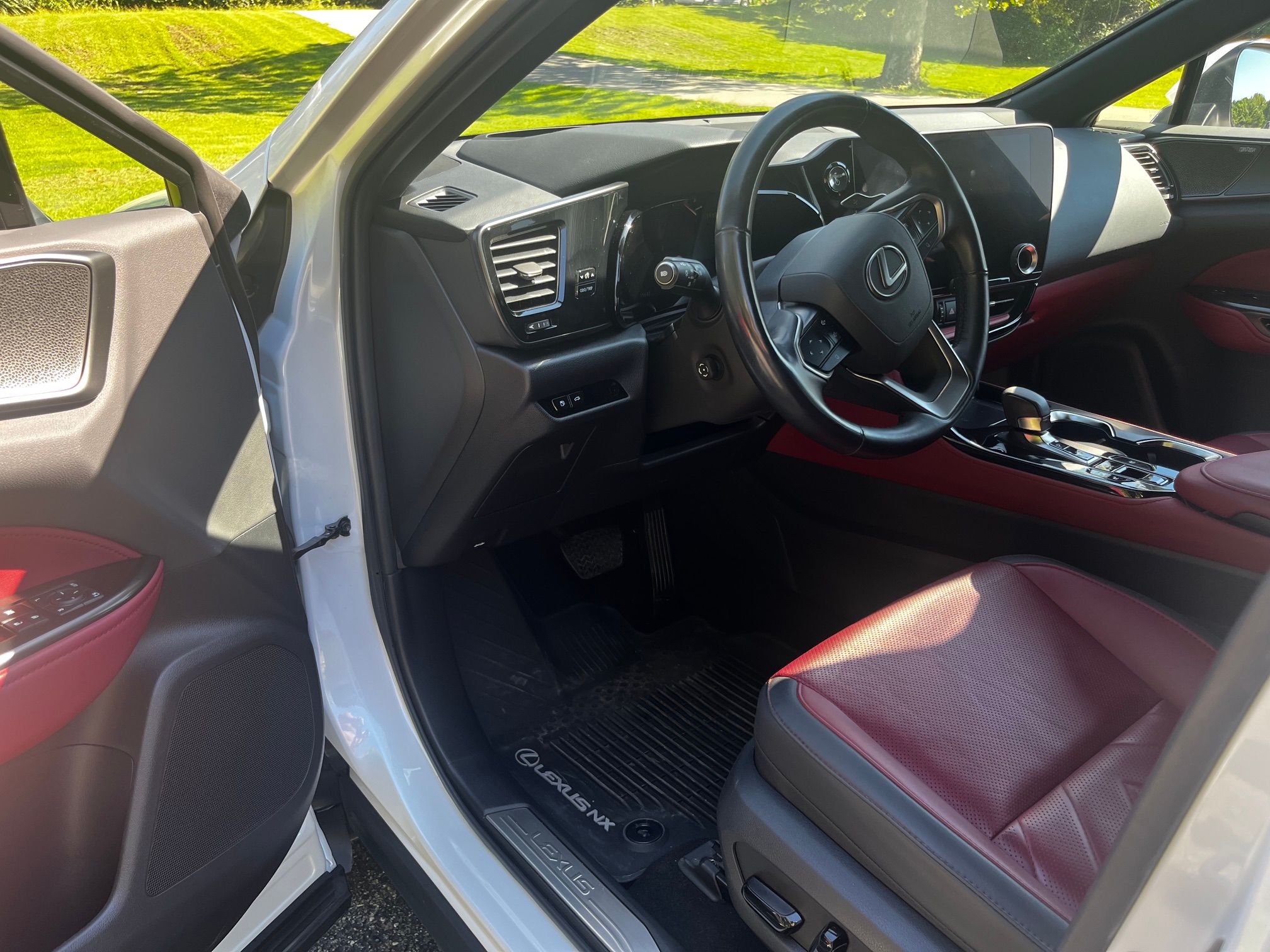 Used 2024 Lexus NX 350h AWD w/ Vision Package image 10