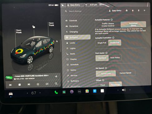 Used 2022 Tesla Model Y Long Range image 27