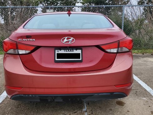 Used 2015 Hyundai Elantra SE w/ Option Group 02 image 6