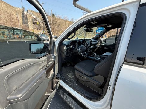 Used 2021 Ford F150 XLT w/ Equipment Group 302A High image 21