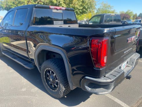 Used 2020 GMC Sierra 1500 AT4 w/ AT4 Premium Package AWD/4WD image 13