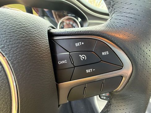 Used 2019 Dodge Challenger R/T Scat Pack w/ Driver Convenience Group image 18