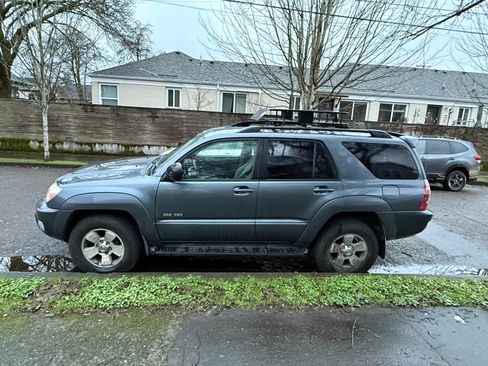 Used 2003 Toyota 4Runner Sport image 2