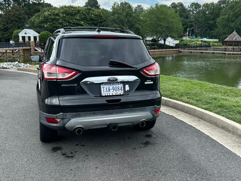 Used 2013 Ford Escape SEL FWD image 4