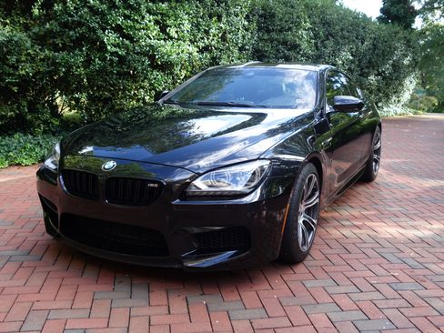 Used 2014 BMW M6 Coupe RWD image 2