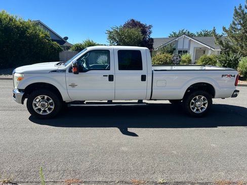 Used 2011 Ford F350 XLT w/ XLT Premium Pkg AWD/4WD image 1