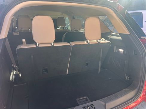 Used 2020 Ford Explorer XLT w/ Equipment Group 202A image 18