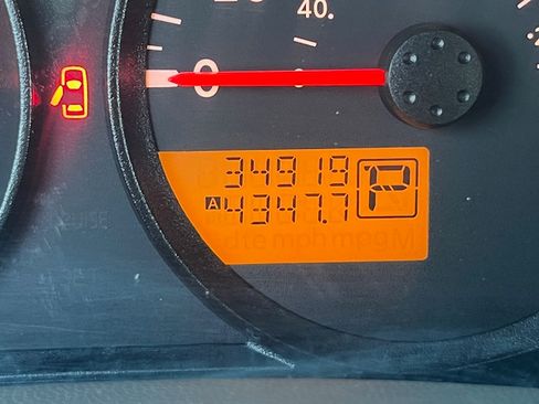 Used 2013 Nissan Frontier S image 7