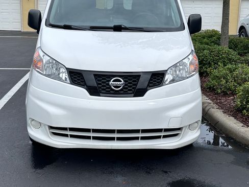 Used 2021 Nissan NV200 S w/ Back Door Glass Package FWD image 2