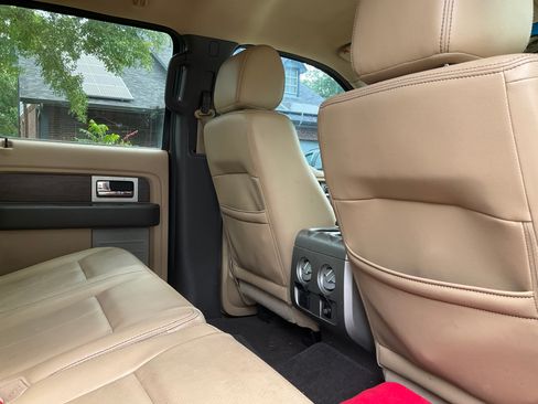 Used 2014 Ford F150 Lariat w/ Equipment Group 501A Mid AWD/4WD image 10