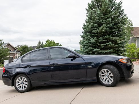 Used 2007 BMW 328i Sedan RWD image 4
