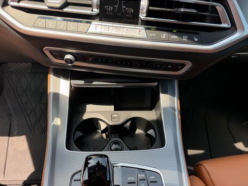 Used 2022 BMW X5 xDrive40i AWD/4WD image 13