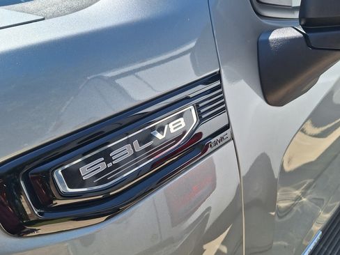 Used 2023 GMC Sierra 1500 Elevation image 5