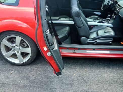 Used 2008 MAZDA RX-8 Grand Touring image 4