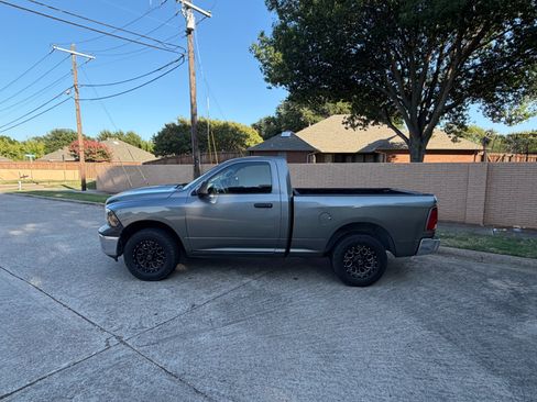 Used 2011 RAM 1500 ST w/ ST Popular Equipment Group RWD image 4