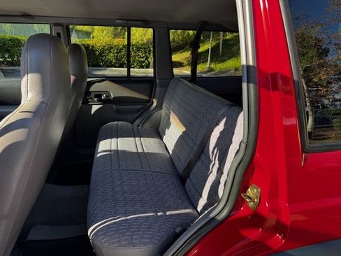 Used 1998 Jeep Cherokee Sport image 13