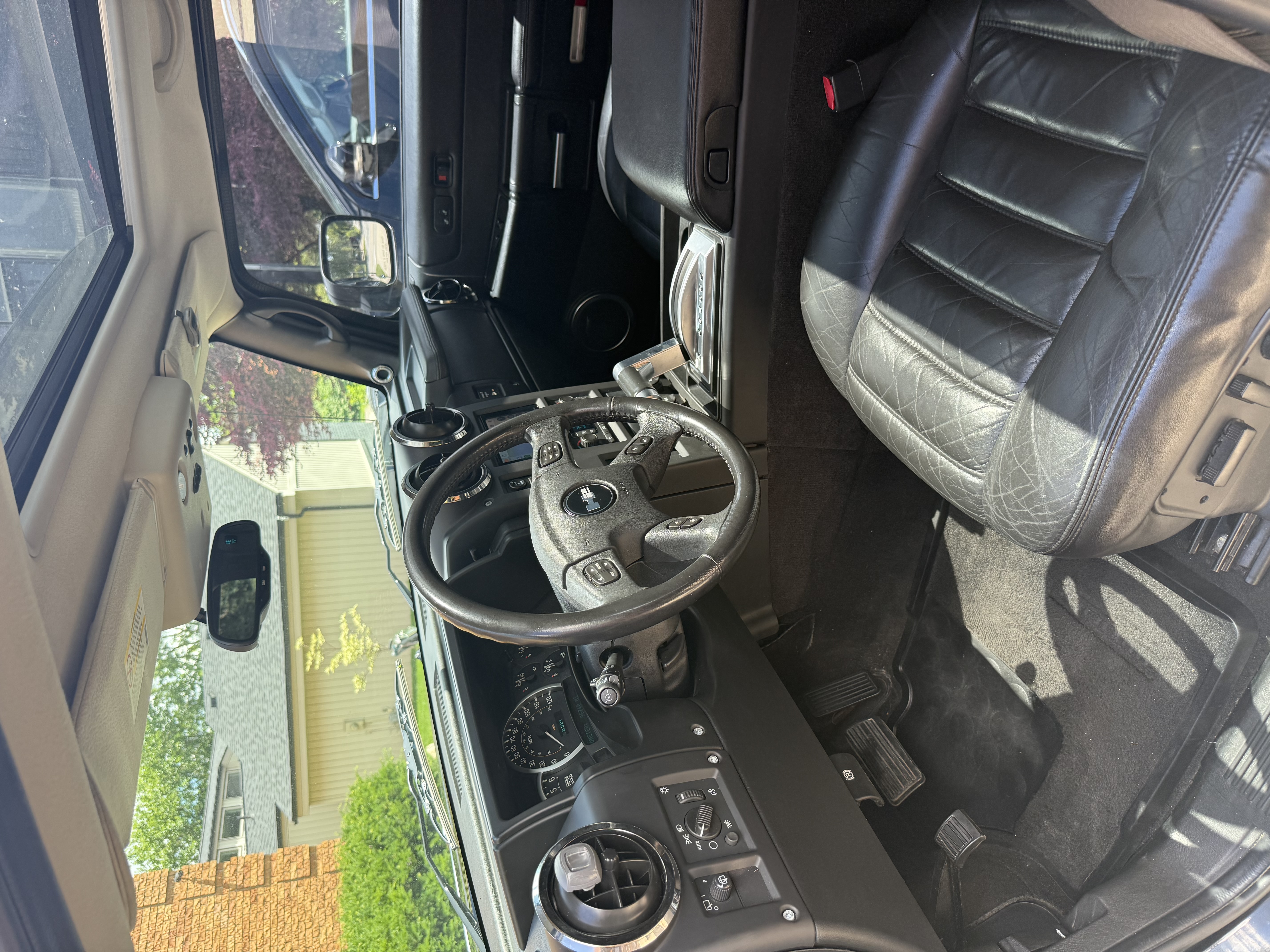 Used 2005 HUMMER H2 w/ Preferred Equipment Group AWD/4WD image 13
