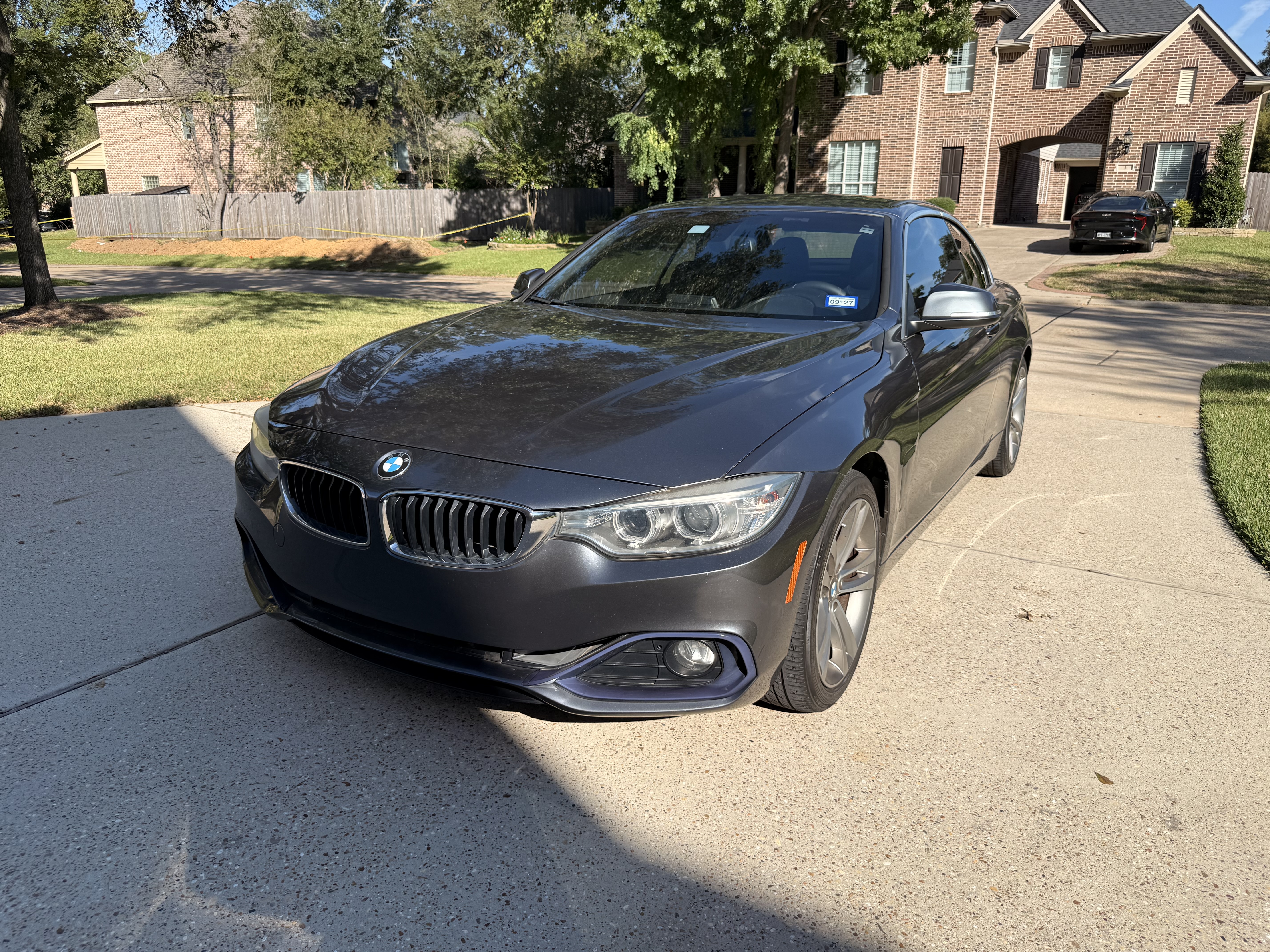 Used 2017 BMW 430i Convertible RWD image 1