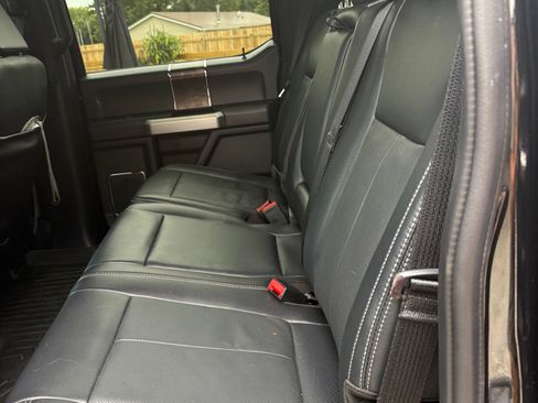 Used 2022 Ford F350 Lariat w/ Tremor Off-Road Package AWD/4WD image 11