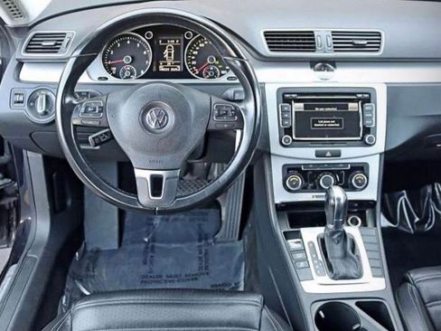 Used 2012 Volkswagen CC Sport image 6