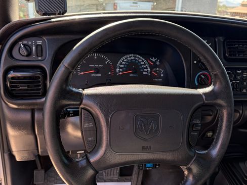 Used 2001 Dodge Ram 2500 Truck 4x4 Quad Cab image 10