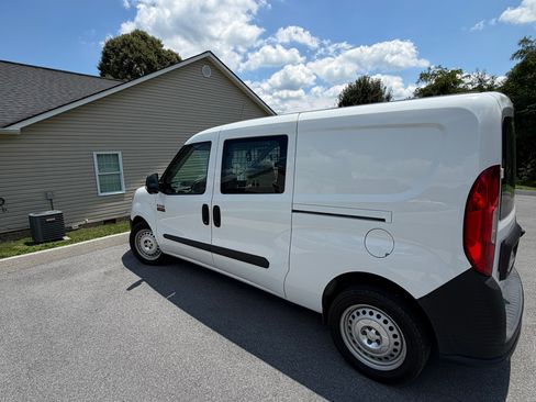 Used 2019 RAM ProMaster City Tradesman FWD image 2