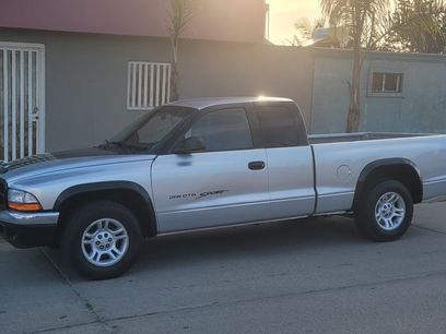 Used 2001 Dodge Dakota 2WD Club Cab