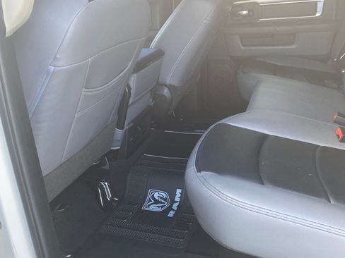 Used 2018 RAM 2500 SLT image 6