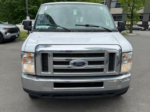 Used 2013 Ford E-250 and Econoline 250 w/ PWR Group RWD image 2