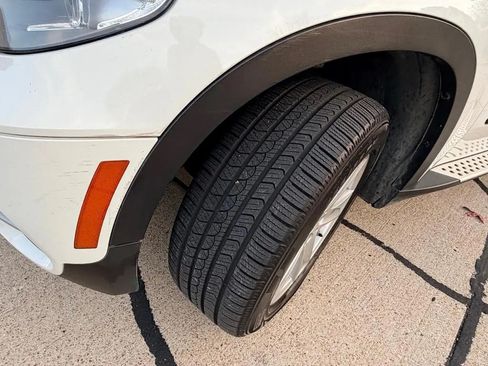 Used 2011 BMW X5 xDrive35d image 12