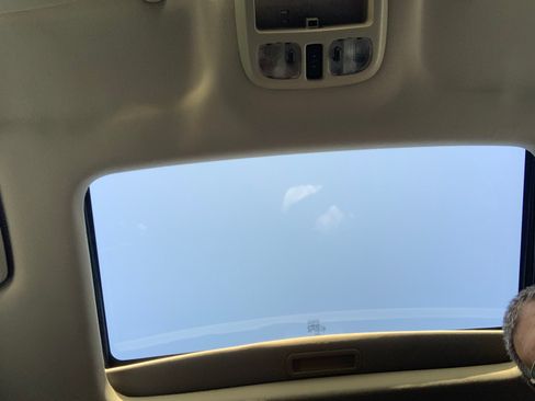 Used 2011 Ford Fusion SEL w/ 302A Rapid Spec Order Code image 14