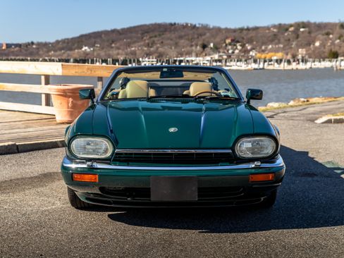 Used 1995 Jaguar XJS V12 Convertible image 4