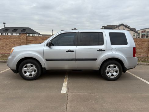 Used 2013 Honda Pilot LX image 2