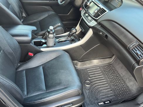 Used 2015 Honda Accord EX-L image 11