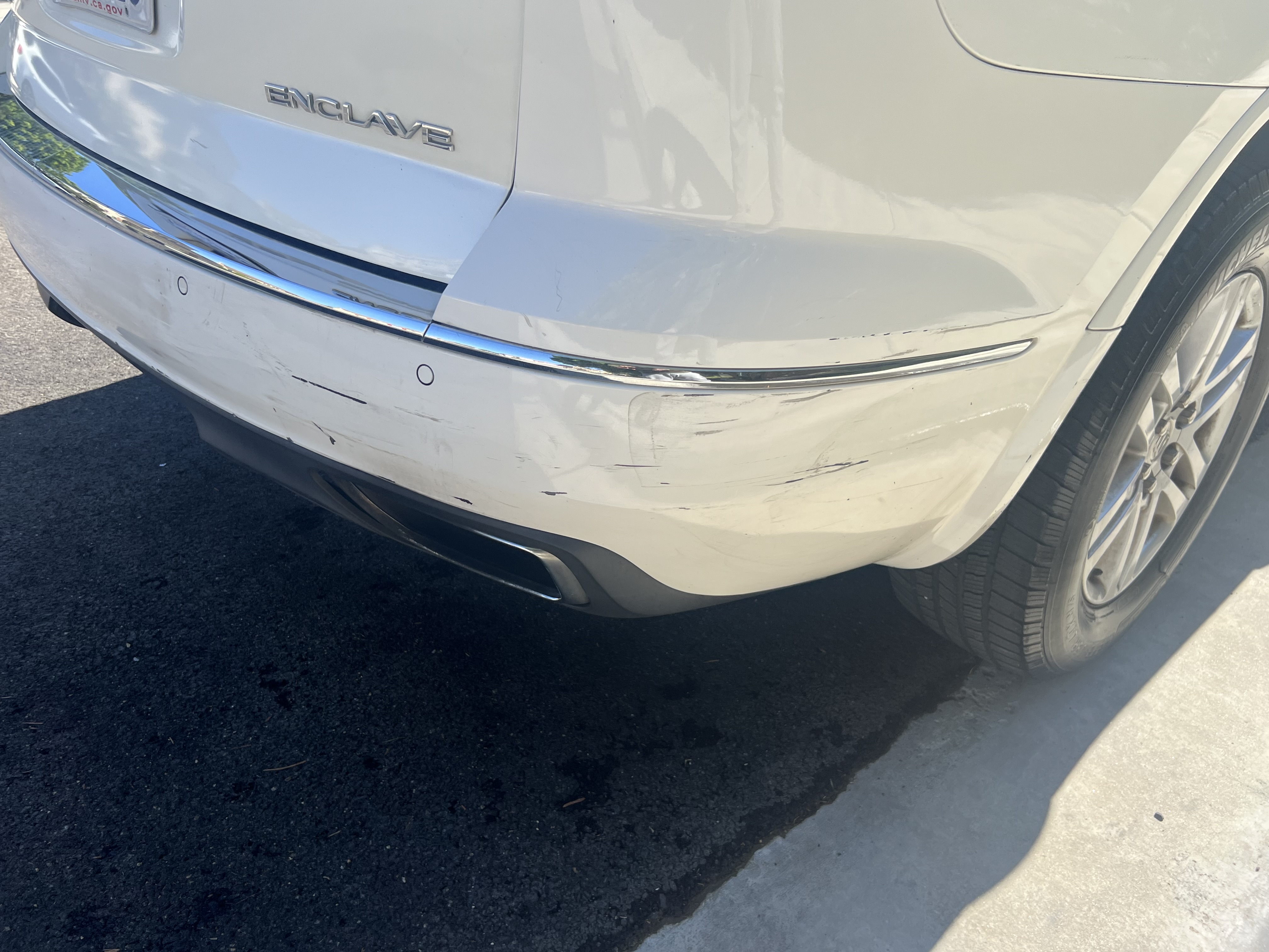 Used 2015 Buick Enclave Convenience FWD image 15