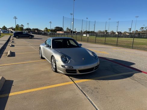 Used 2007 Porsche 911 Carrera S image 2