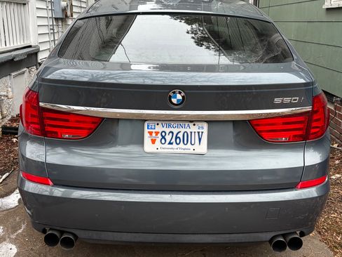 Used 2012 BMW 550i Gran Turismo xDrive image 2