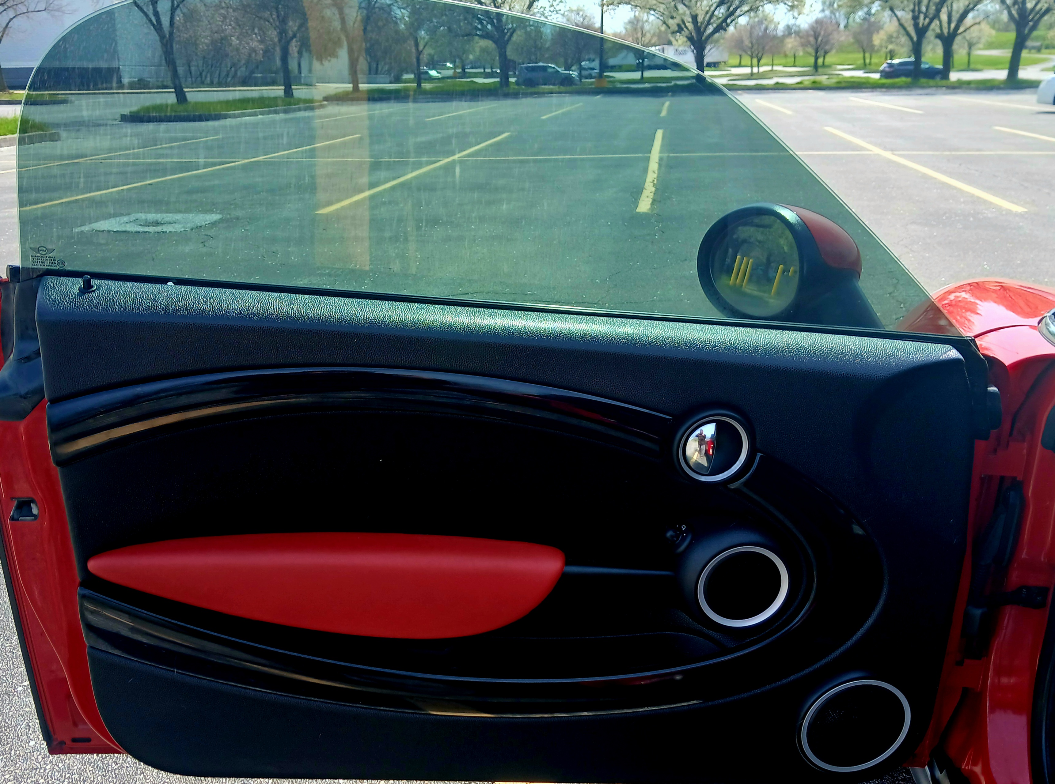 Used 2013 MINI Cooper Roadster FWD image 25