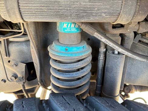 Used 2011 Ford F250 Lariat w/ FX4 4X4 Off-Road Pkg image 12